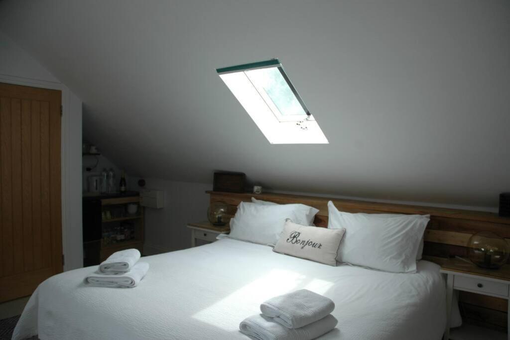 Cowslip Barn Annexe, Countryside Stay Near Chichester Esterno foto