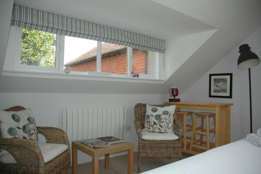 Cowslip Barn Annexe, Countryside Stay Near Chichester Esterno foto