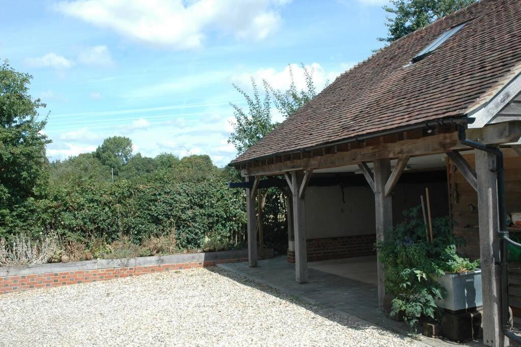 Cowslip Barn Annexe, Countryside Stay Near Chichester Esterno foto